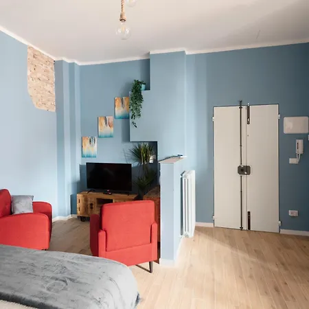 Casa Petronio Center