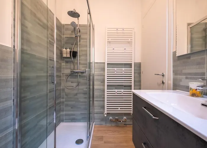 شقة Casa Petronio Center