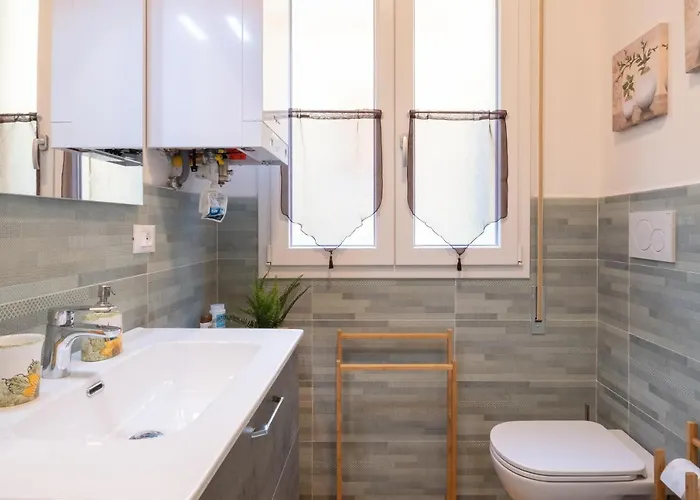 Casa Petronio Center