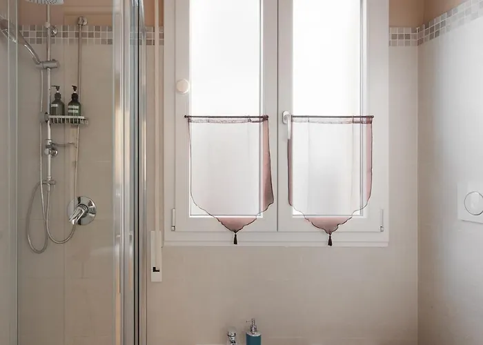 Casa Petronio Center * بولونيا